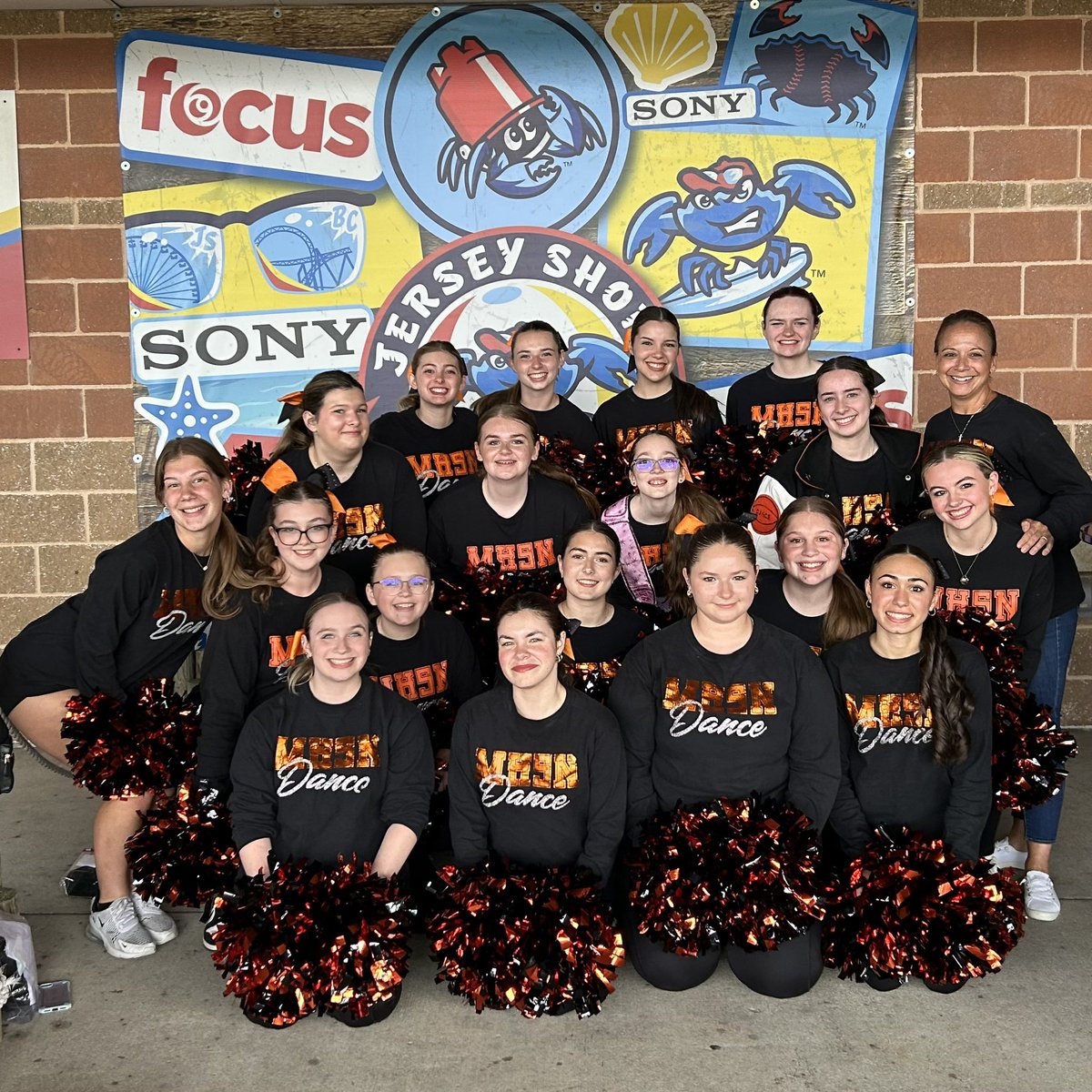 Tara Mahoney tweet media