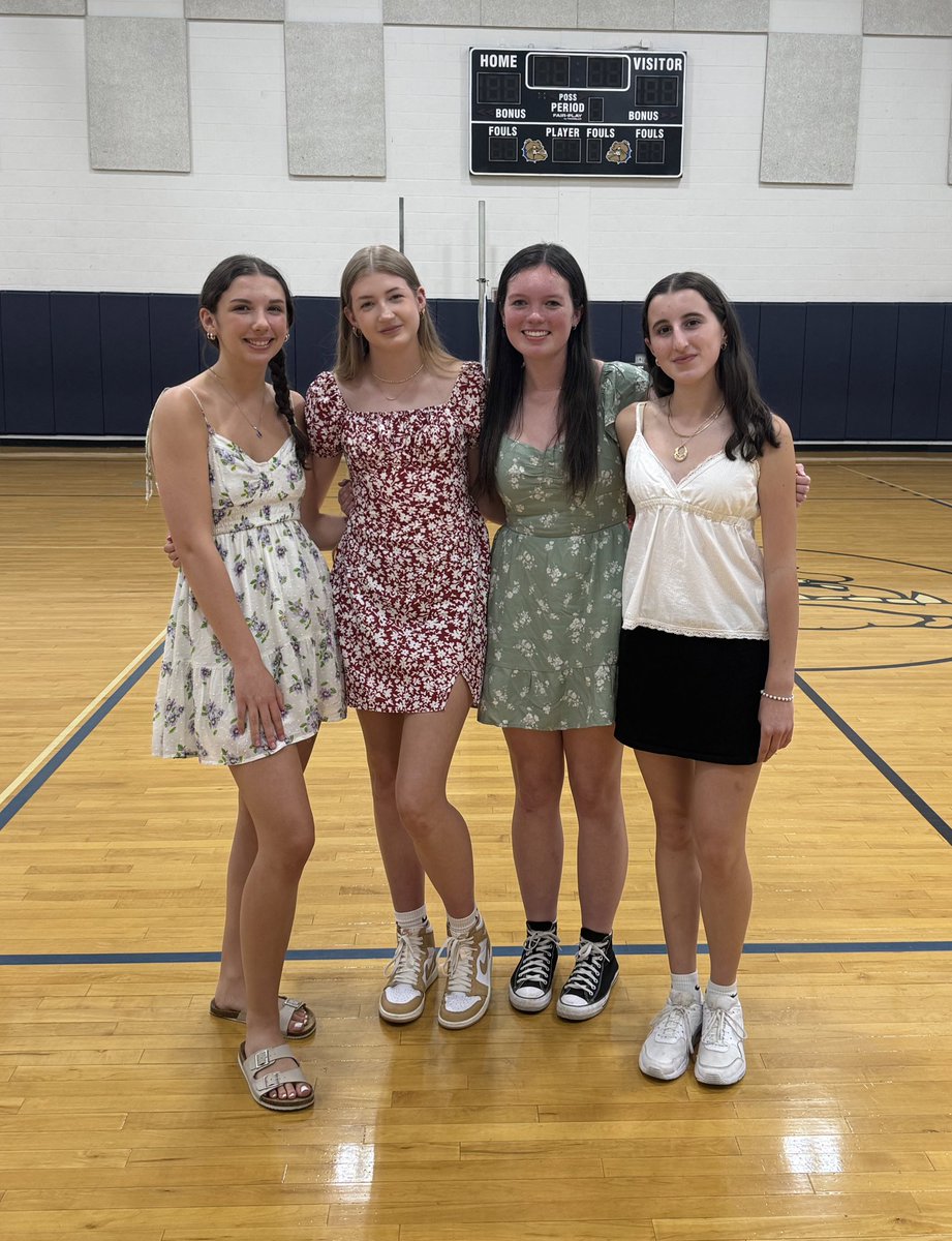 Congrats to Emily, Corinne, Kyara and Mae for being named captains for next season!!
