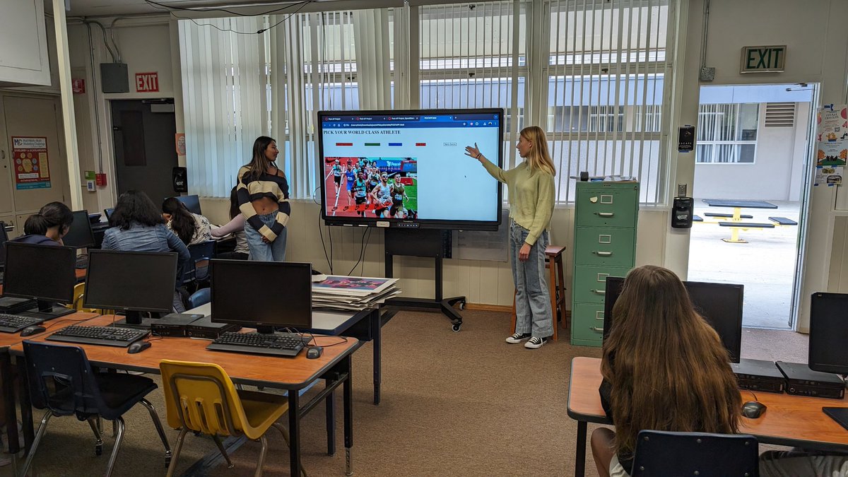 kickrg's tweet photo. #PostAPProjects for #APCSP included analyzing literature, exploring running, learning the unit circle, and making virtual cookies! @csteachersorg @CSforCA @CSforALL @CSTAGLA @CSForIL @a2zk12cs @cs4allcps https://t.co/uL8N81GpKZ