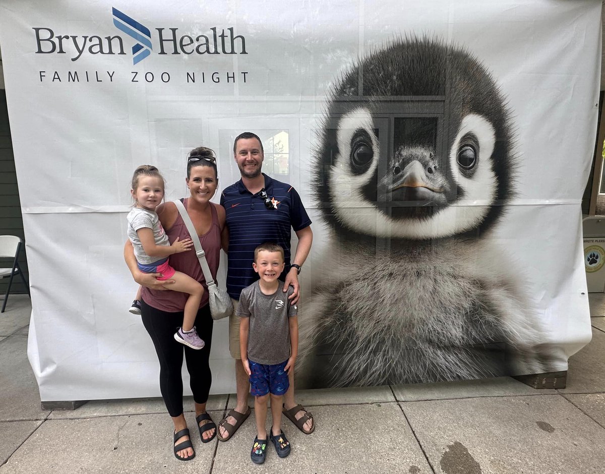 Bryan_Health's tweet photo. Over the past two weeks, Bryan employees and their families were able to enjoy themselves at our annual Lincoln zoo event! ππ
#lifeatbryan #bryanhealth https://t.co/8wFJRWTYmL