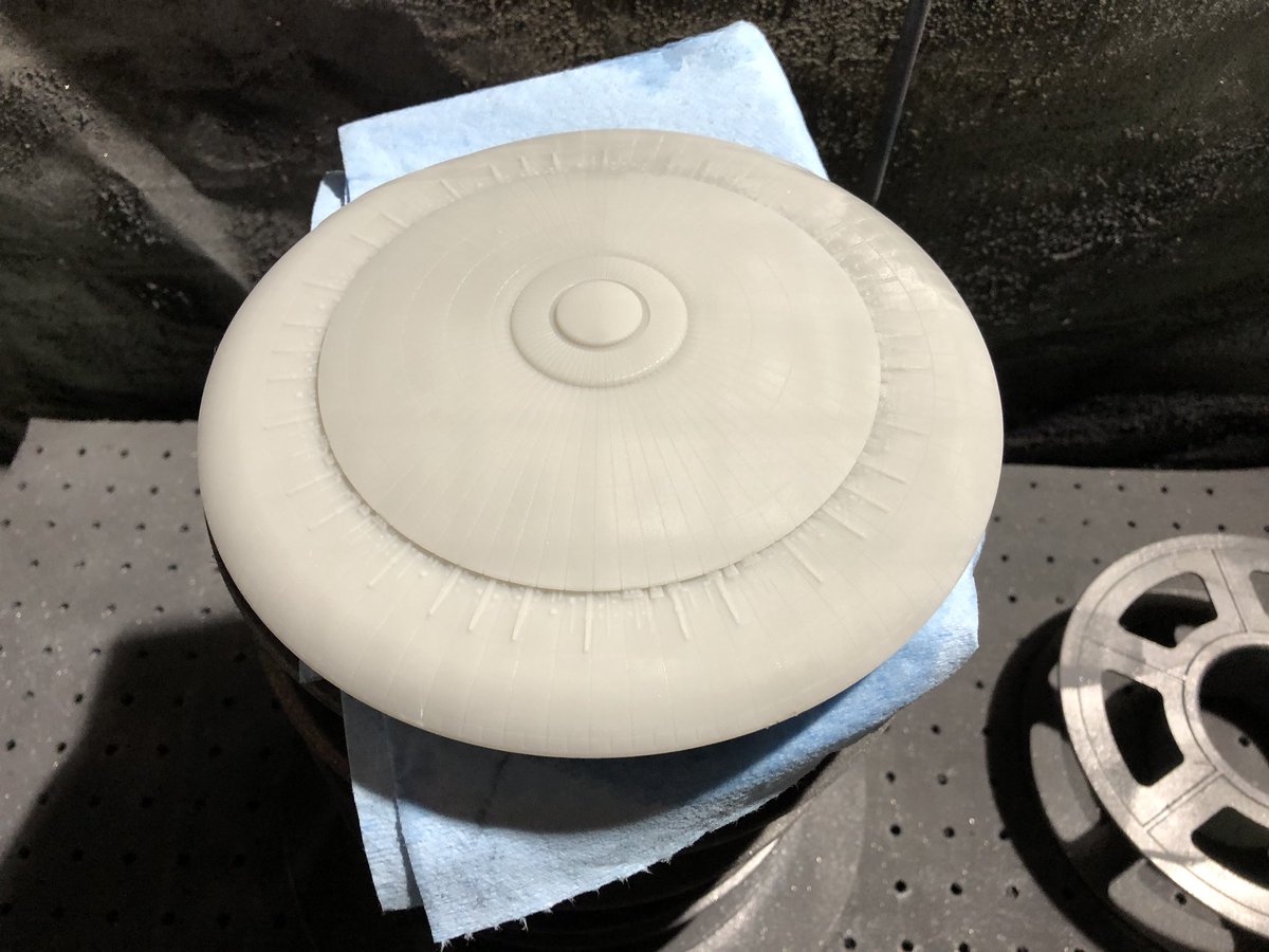 GeekToyLove's tweet photo. #printerbounty, New Mombasa as a base for the large CAS model and a mothership from the 1980s V. Links to models in comment https://t.co/REoed84TfP