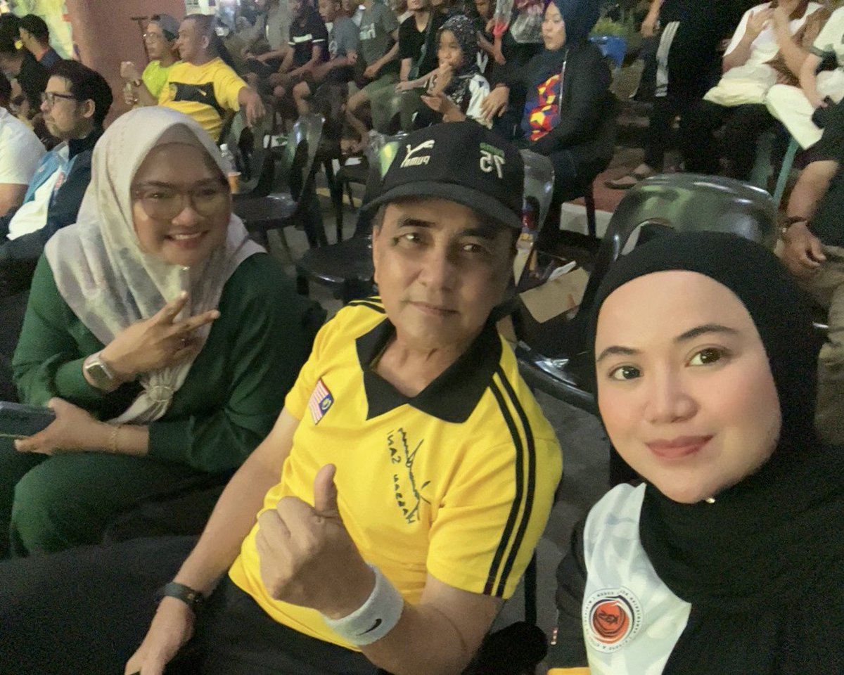 nazeraroslan's tweet photo. Last night! Congratulation Malaysia, 3-1 😊 https://t.co/aw8igv0L7z