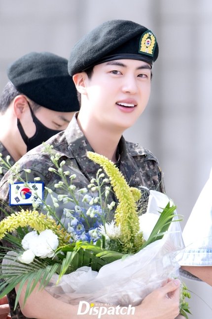 Jiniya지니야_RunSeokjin tweet media