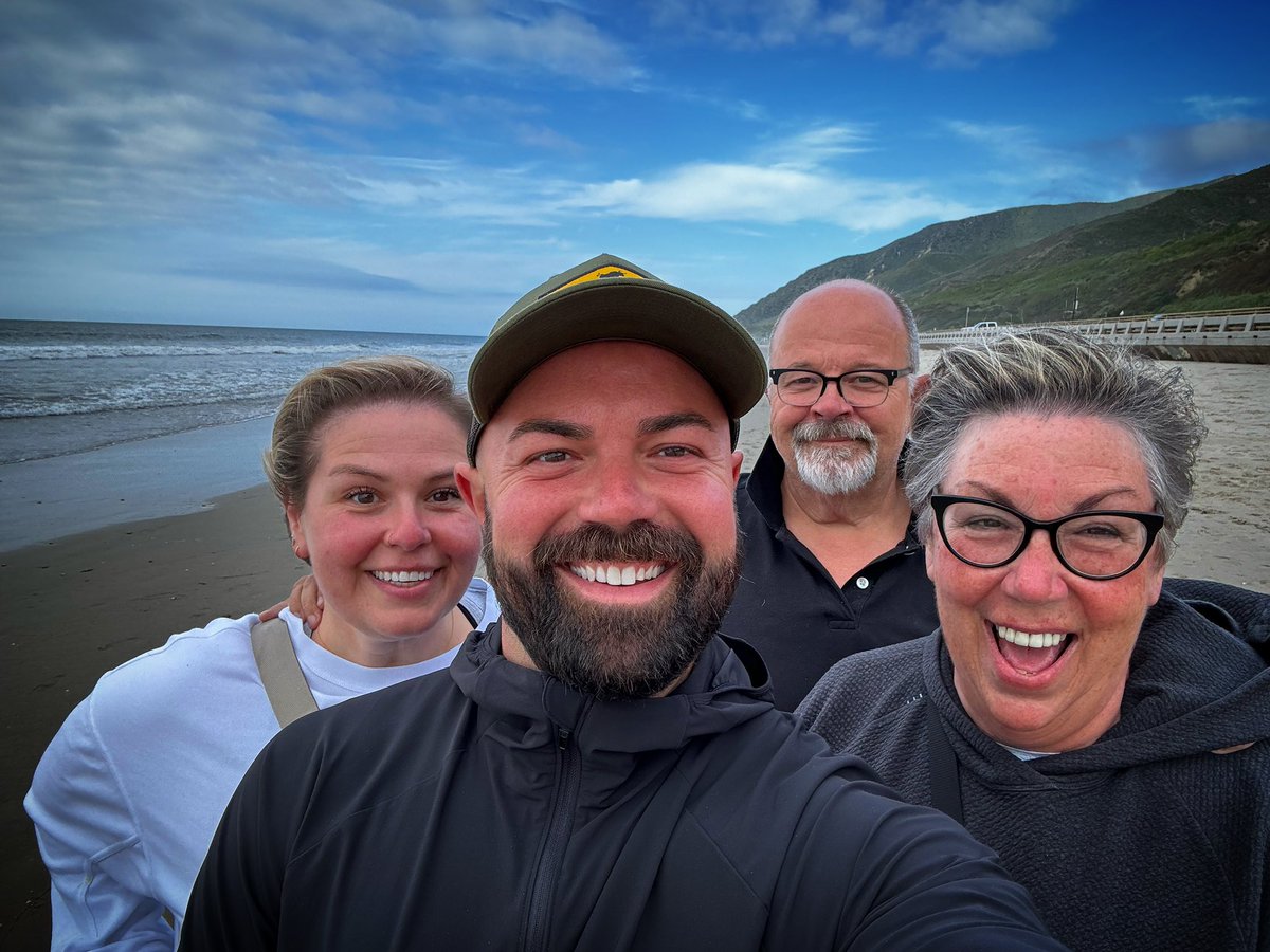 We’re all pretty much on the same page in how we choose to see and live life…

Never regret. 

If it’s good, it’s wonderful.

If it’s bad, it’s experience. 

#visitventura