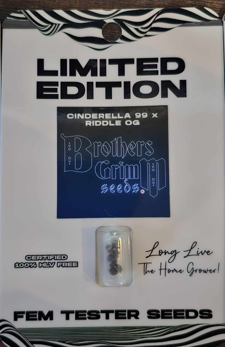 FBGodTierGaming's tweet image. Holy Moly, look what I got today. 
@SuperKingofBros #C99 #RiddleOG #BGS