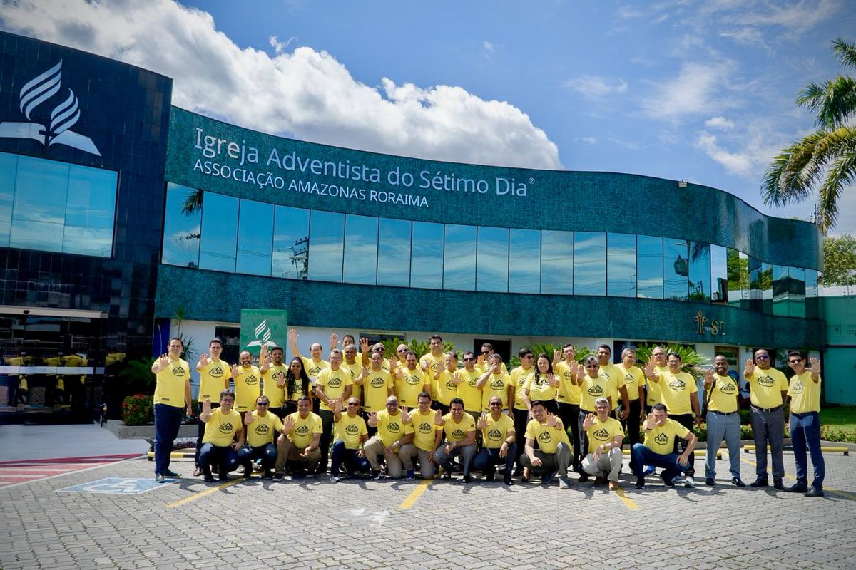 Nesta terça-feira, os pastores da AAmaR (Amazonas) estiveram reunidos para alinhar as ações do Evangelismo Calebe 2024. Sonhamos com 10 mil Calebes e 500 pontos de pregação. Participe você também deste movimento de salvação. 

Servir é o plano A!

#missãocalebe