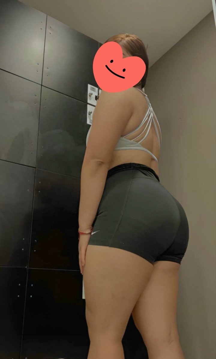infidelidadreal's tweet photo. ALGUNA VEZ TUVISTE RELACIONES SEXUALES CON  ALGÚN MIEMBRO DE TU FAMILIA?

Este tipo se cogió a su tía 😱mientras ella estaba sola en la casa, porque su marido había salido de la ciudad a resolver algunos asuntos laborales.

+ CONTENIDO EXCLUSIVO en el telegram VIP 😈 https://t.co/c61rRociY8