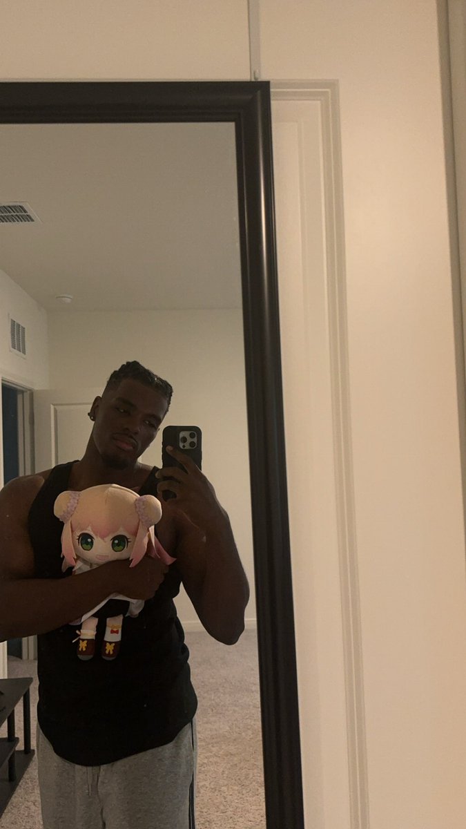 Mone454501's tweet photo. Me and my favorite character :3 https://t.co/GafNiteHGo