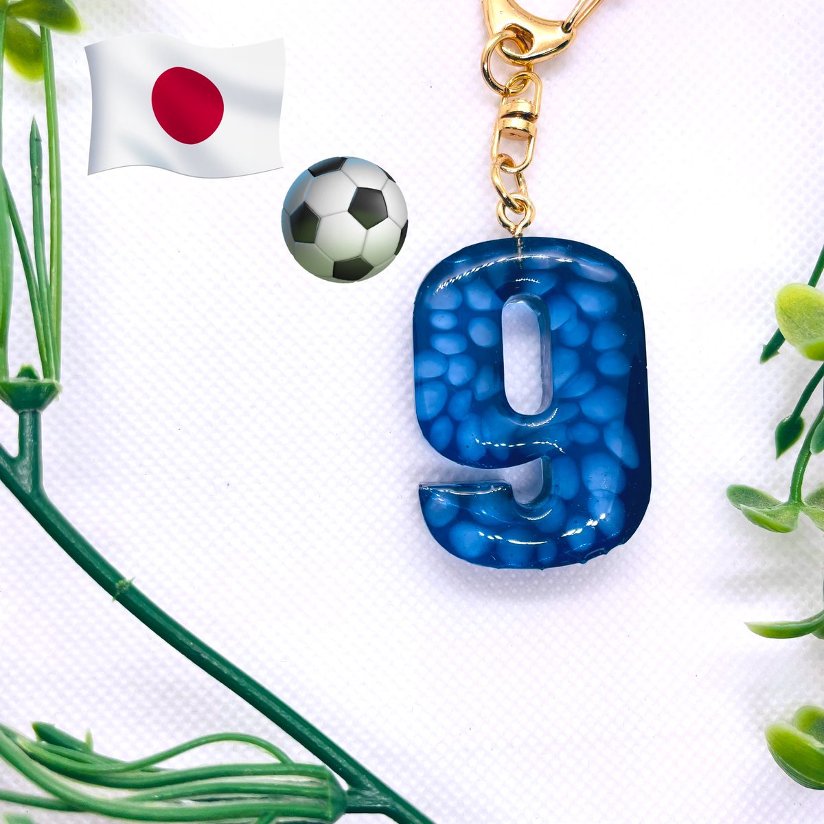 ball_13_m's tweet photo. 昨日の代表戦、カッコよかったー⚽️
わたしの推しは綺世選手です🫶🏻💙
あのヘッド、、、カッコよすぎで
さす��としか！！！

今日は６月１２日（水）
今日もがんばりましょーー🔥
（夜は天皇杯！！！⚽️）

#soccer #日本代表 #jサポ
#サッカー大好き 
#ハンドメイド作家
#レジン https://t.co/jCMOW20KEl