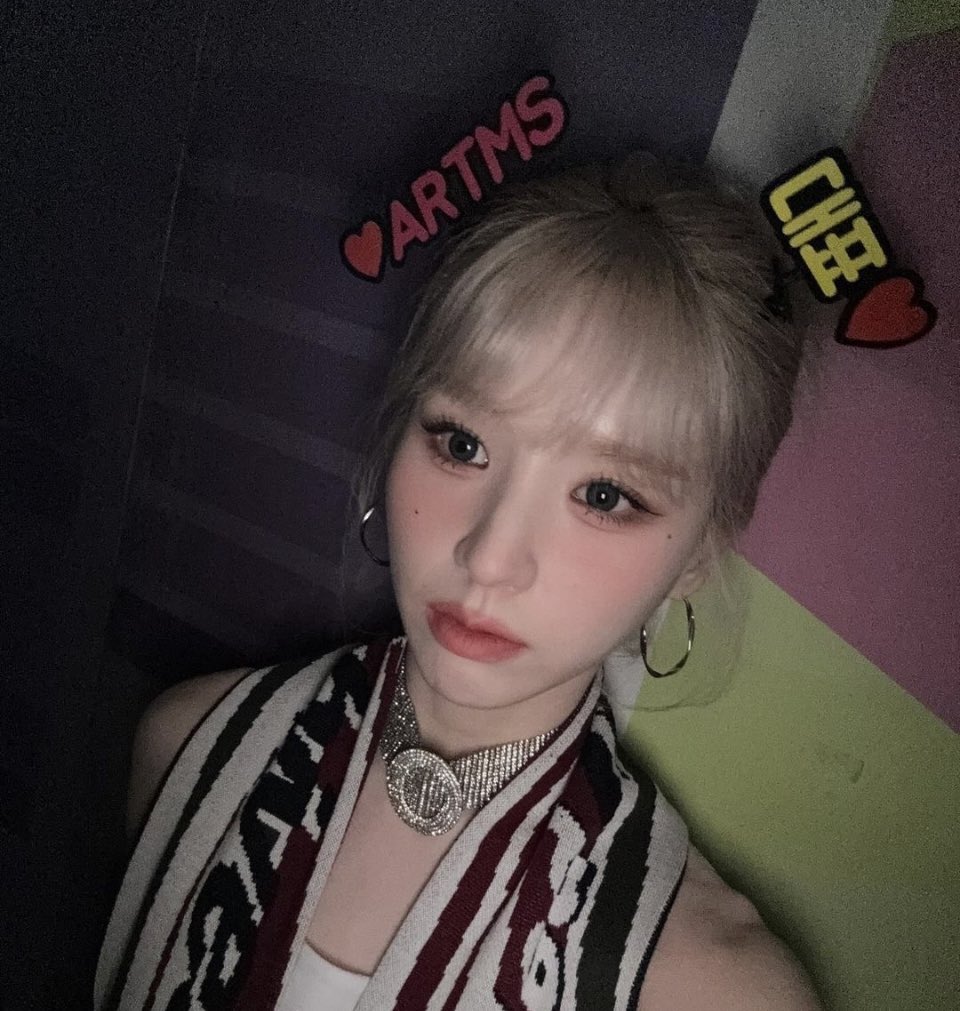 heejinology's tweet photo. AGIAN WHAT THE FUCK 😭😭😭 #savejemma https://t.co/3rg6e6Fruj
