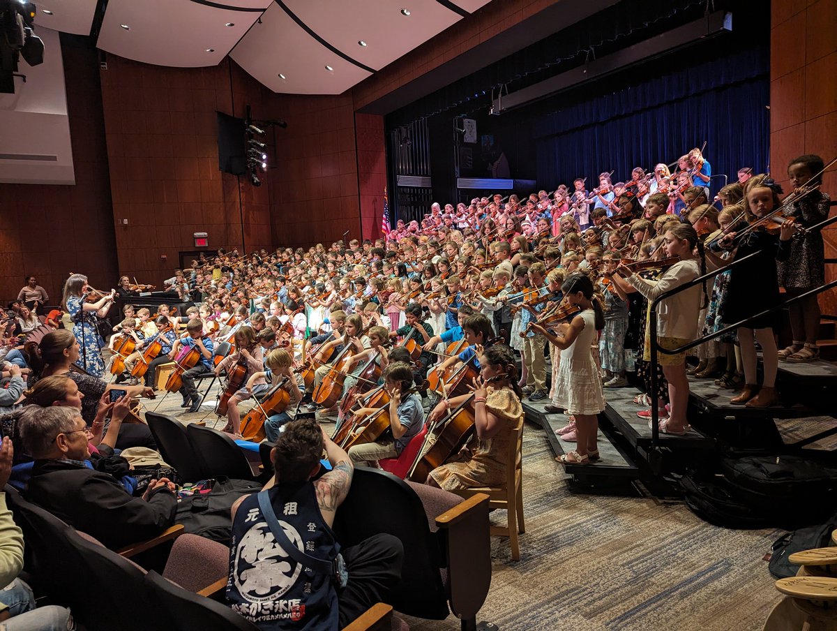 Heidi Robb (@heidirobb_vps) on Twitter photo 240 Second and third grade string musicians <a href="/victorprimary/">Victor Primary</a>! So proud of our students and teachers ๐ป๐ต 240 Second and third grade string musicians <a href="/victorprimary/">Victor Primary</a>! So proud of our students and teachers ๐ป๐ต