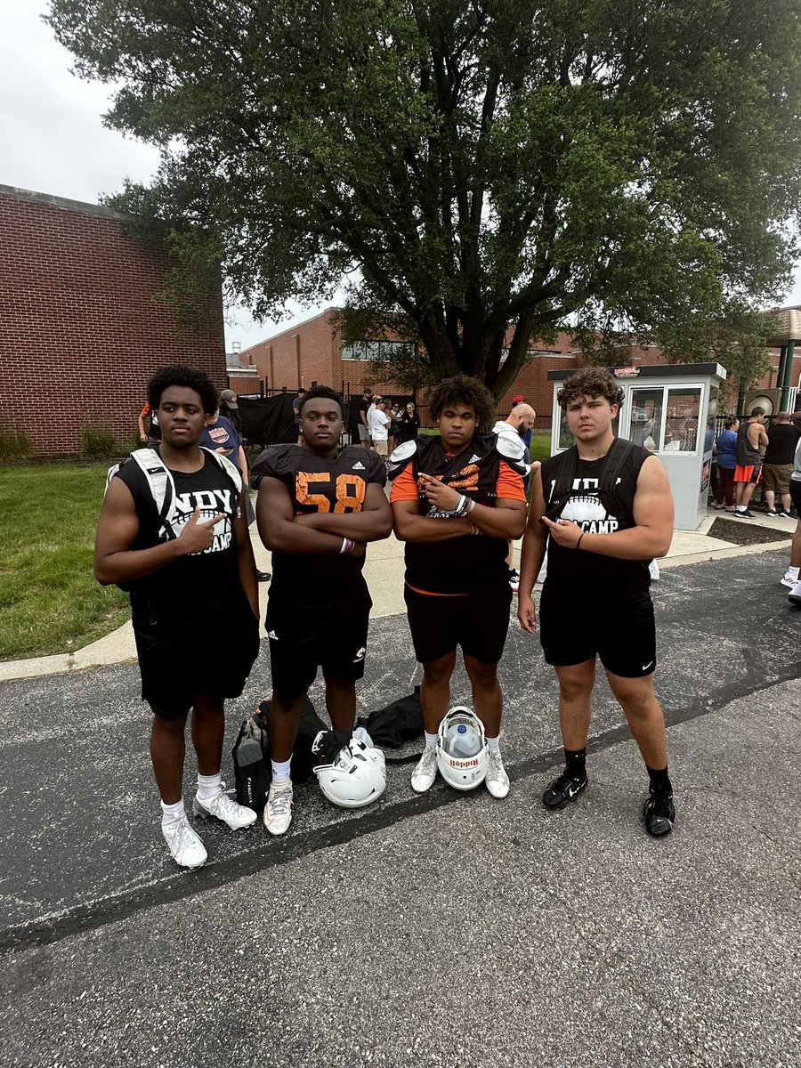 I had an amazing time learning new things at the <a href="/UIndyFB/">UIndy Football</a> mega camp! <a href="/FDouglassFB/">Douglass Football</a> <a href="/CoachJeffPoe/">Jeffrey Poe</a> <a href="/coachnatemcpeek/">Nathan Mcpeek</a>