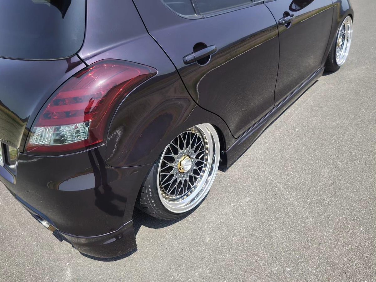 kp____1's tweet photo. SWIFT SPORT
BOLD WORLD ALTIMA EXIST
J-LINE AXLE KIT
SUPERSTAR CHEVRON RACING M2
NORMAL FENDER 9J
#swift
#swiftsport
#boldworld
#ジェーライン
#スーパースター
#chevronracing
#シェブロンレーシング
#純正フェンダー https://t.co/FpfksAtxcw