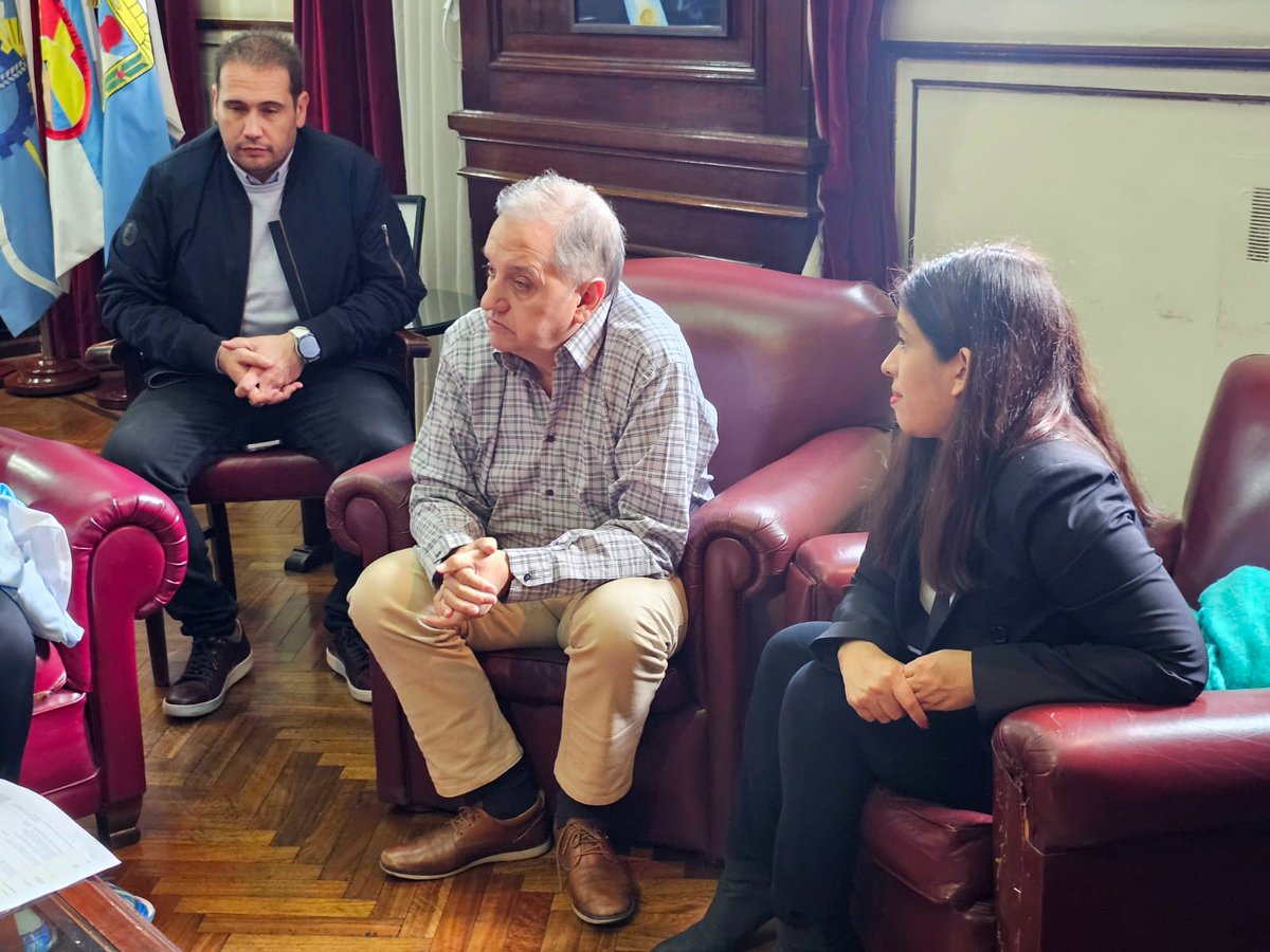 Hoy me reuní con <a href="/MARAMonotributo/">M.A.R.A. Monotrib. Asoc. Rep. Arg.</a>, presidido por Noelia Villafañe, una asociación de monotributistas que reclama la continuidad del monotributo social y que se modifique el artículo 100 del dictámen que establece el aumento de la cuota.