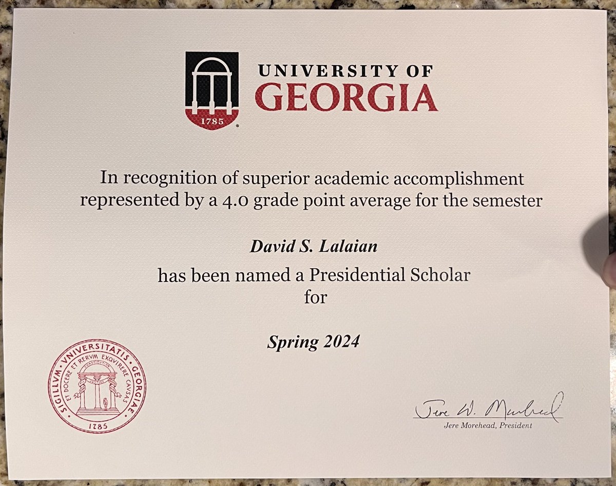 Finding out that you’re recognized as a Presidential Scholar after a long day of Football makes the grind worth the reward. 🏈🧠#presidentialscholar