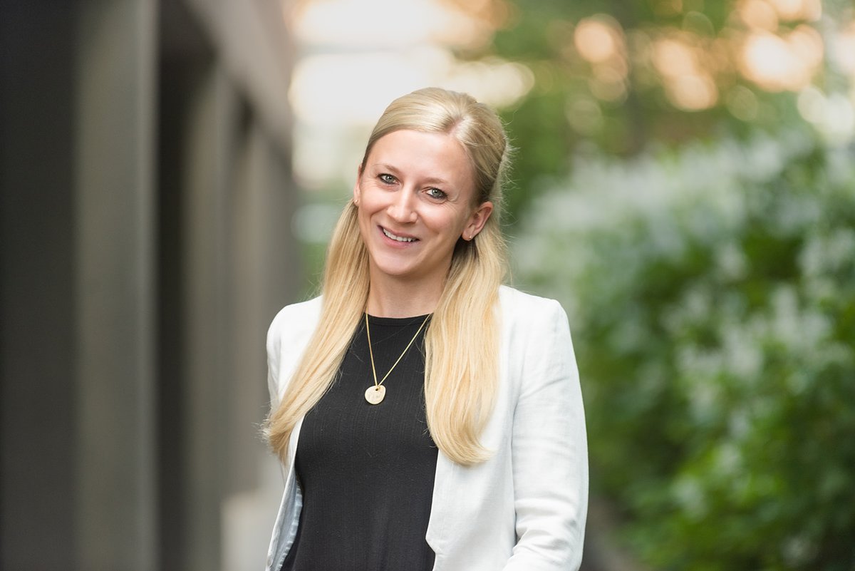 Monash Public Health (@monash_sphpm) on Twitter photo Fascinating listen featuring @LidiaEngel on ABC's Conversation Hour, tackling the thorny question of how we can place a value on informal dementia care, and how we can better support carers <a href="/DementiaAus/">Dementia Australia</a> abc.net.au/listen/program… Fascinating listen featuring @LidiaEngel on ABC's Conversation Hour, tackling the thorny question of how we can place a value on informal dementia care, and how we can better support carers <a href="/DementiaAus/">Dementia Australia</a> abc.net.au/listen/program…