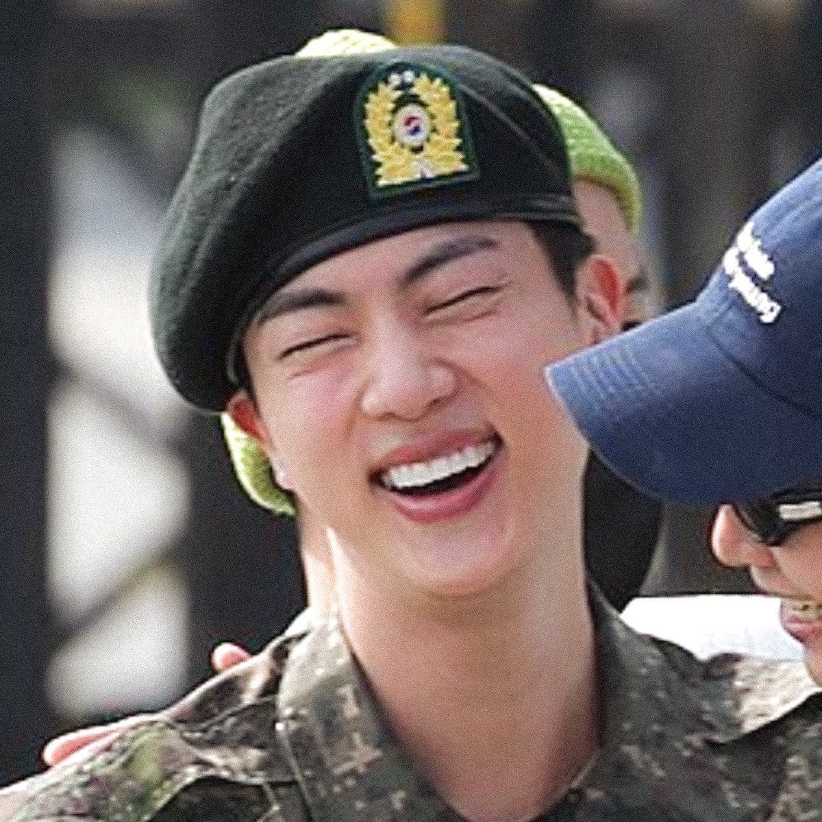 filmsforjin's tweet photo. i've missed this pretty smile so much https://t.co/F6brDTOVR6