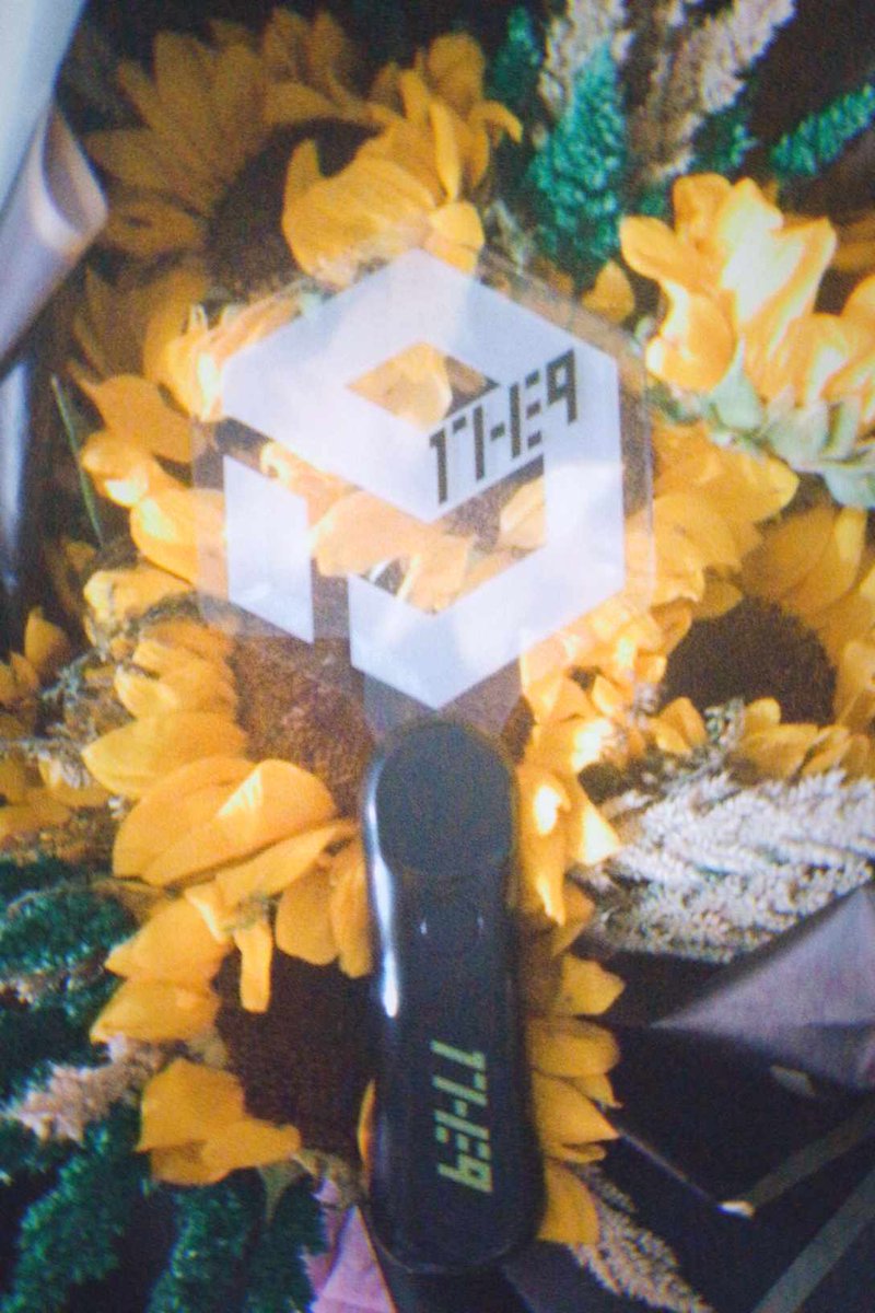 WondaNine's tweet photo. To my source of Happiness and inspiration, @1the9__official and @WEi__Official. I already graduated in College as MAGNA CUM LAUDE ㅠㅠ
Thank you and ILYSM 🤟 https://t.co/2ykNnUwZ9P