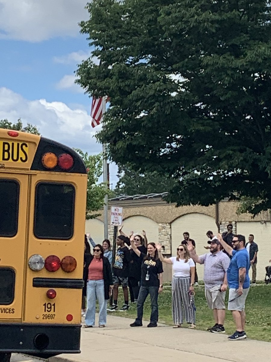 Flood Middle School tweet media