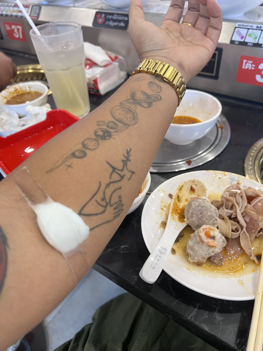 𝕊𝕌ℕ𝕄𝔼ℝ tweet media