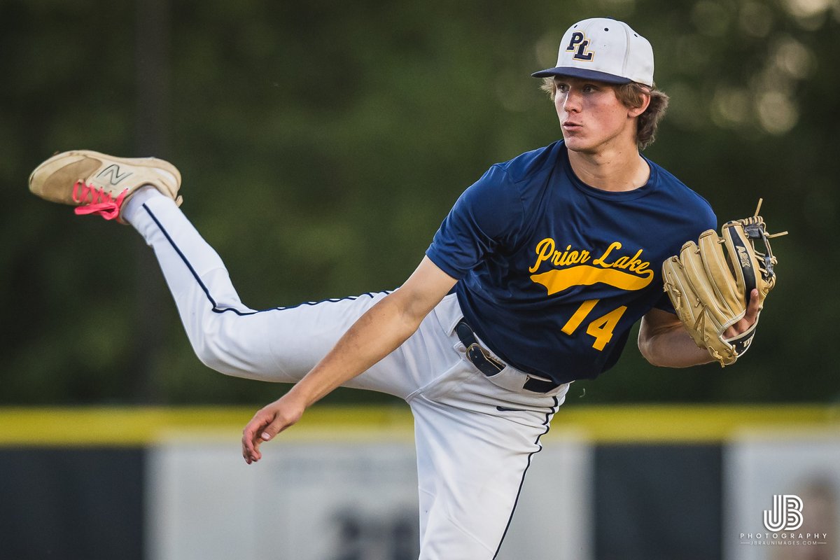 jbraunimages's tweet photo. Laker Legion puts one in the win column tonight with a 6-1 win over the St. Louis Park Railcats.  See shots from the action at https://t.co/eoQartwvbJ. @pllegionbball https://t.co/Uotdj8svl3