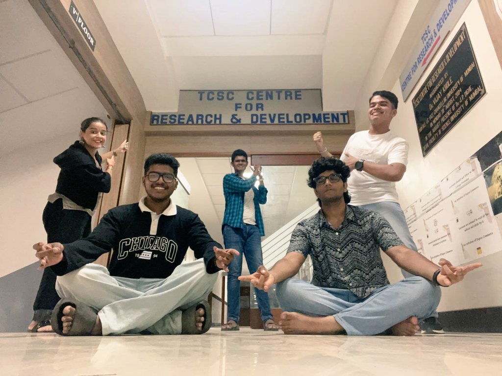 yashpattani72's tweet photo. Knowledge is the key to success, opening doors to endless opportunities and growth. Embrace the power of learning, stay curious, stay hungry, and #neverstopexploring.
#firstdayfunday
#tweetoftheday
@surabhissamant @thakur_smith @TaranSuvarna @PaiPratiks19370 @Swastik06057682 https://t.co/IbRRgOpIPW