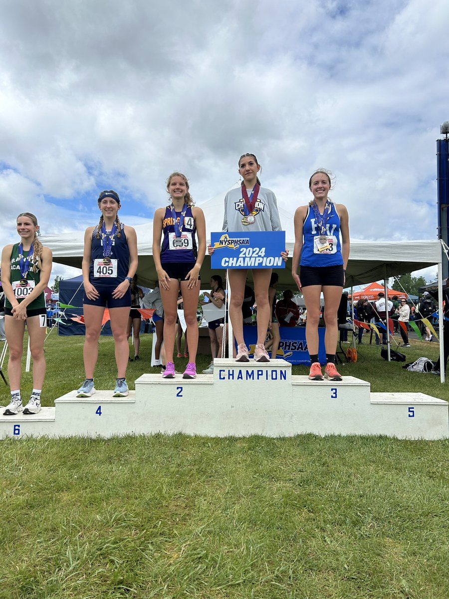We woke up after a very short rest Friday night and <a href="/SophiaMcinnes/">Soph</a> was right back at it in the 1500 m. She dropped a 66 second last lap to lock up another State Championship. 
<a href="/BBPathletics/">BBP Athletics</a> <a href="/bbpboosterclub/">BBPBoosterClub</a>