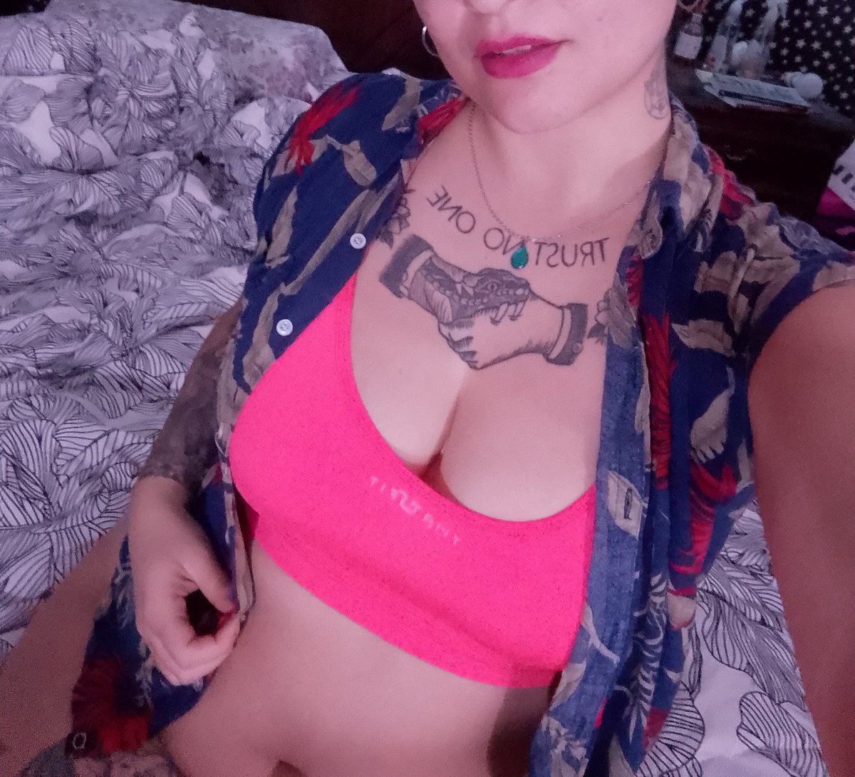 heyVickyuuu's tweet photo. Contenido explícito en mi only 🥵🥵🍼https://t.co/a5oPO7hoMQ https://t.co/HIJUtIqDKm