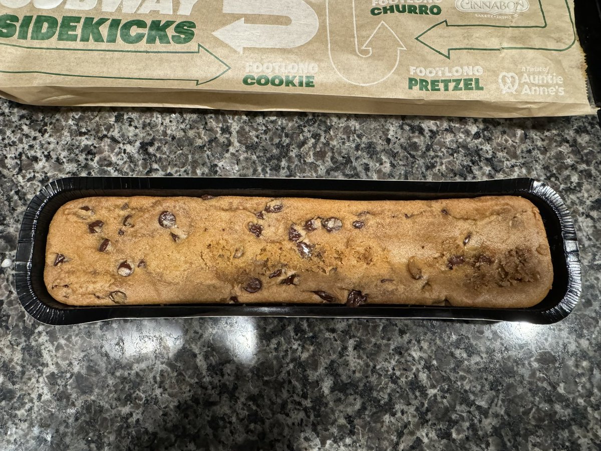 Raco58's tweet photo. I splurged tonight on the $5 @SUBWAY footlong cookie. Save your money, the normal cookies are better. https://t.co/NHIJfYDv3f