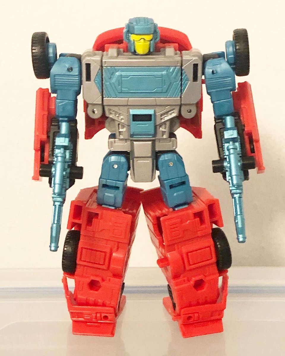 soyrapido's tweet image. Transformers Legacy Evolution G2 Universe Dead End #deadend #transformers #transformerslegacyevolution #transformersgeneration2 #hasbro #toyphotography #toycollection