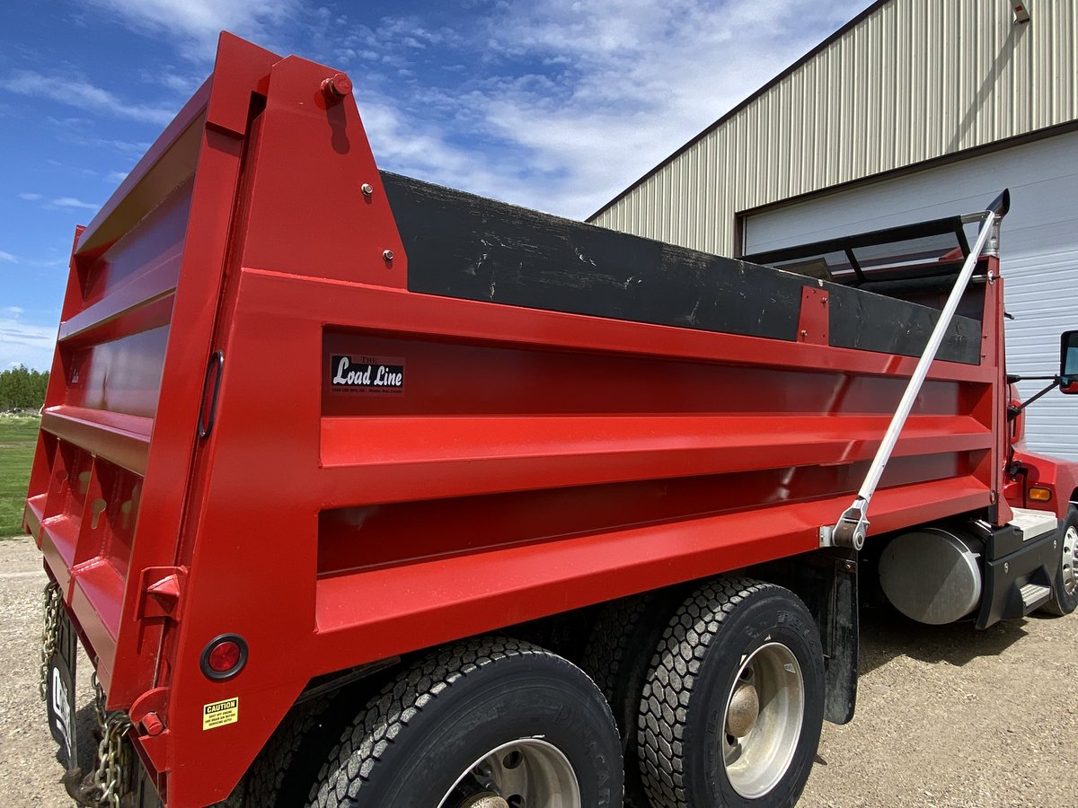 KuntzInc11's tweet photo. Just putting this out there,selling the box,hoist,and air shift pto off my gravel truck it has seen very little use,and is in excellent condition.
I built this truck with Load https://t.co/3dOS1uEFDA will be removed at the local truck shop that can also install it if needed. https://t.co/k5sd9cQPSw