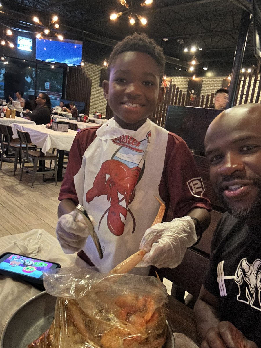 rashadbobino44's tweet image. Help me wish A special Happy Birthday to my favorite son Jaxon Bobino!! He’s finally reached the double digits!!#chapter10