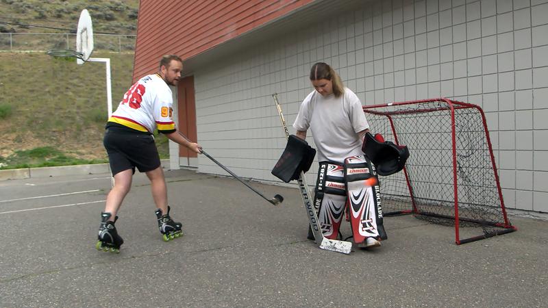 THE TATTLE OF HASTINGS: In the crease with Kendra dlvr.it/T88dL5 #Kamloops