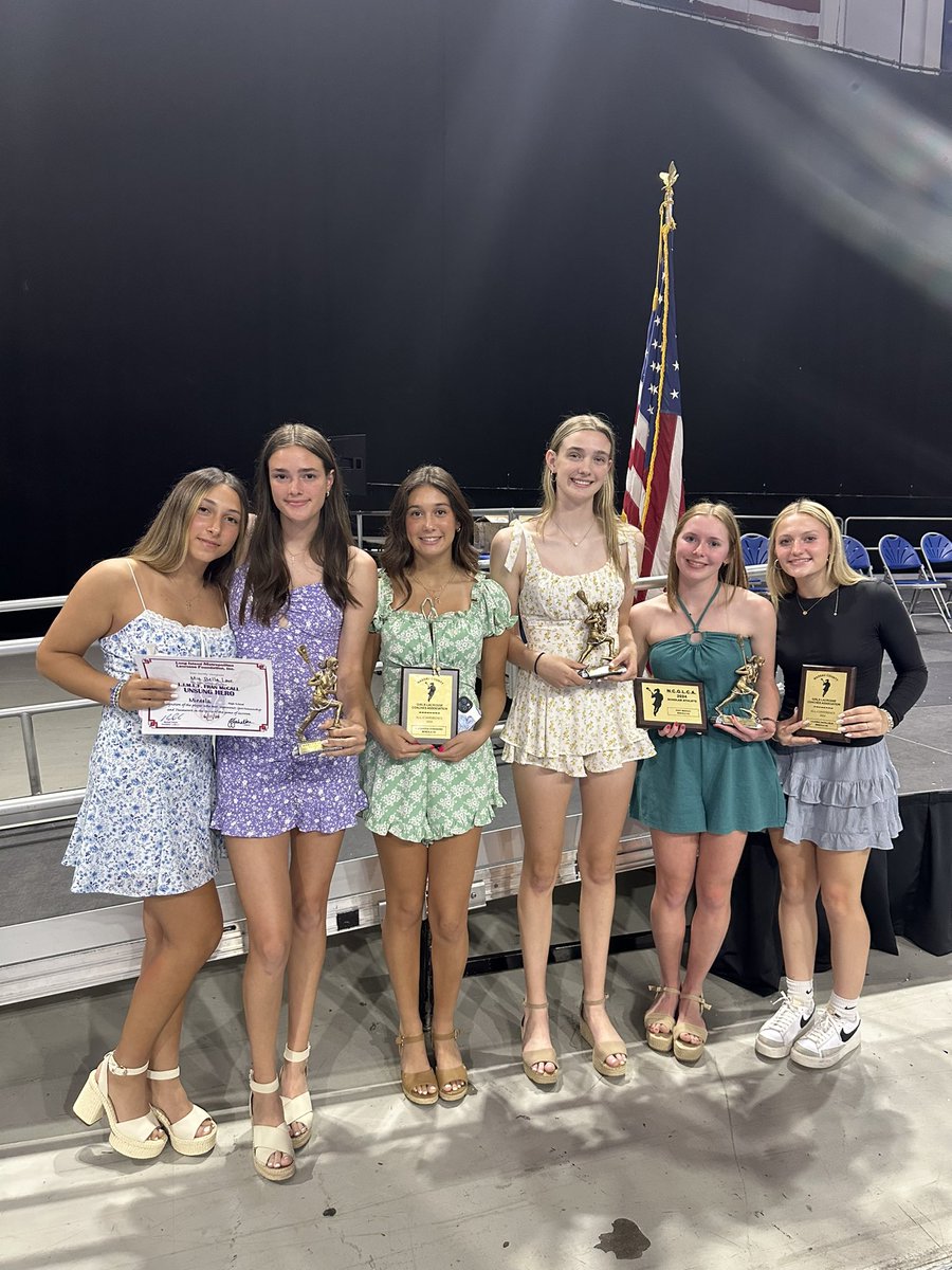 So proud of our award winners tonight ❤️ we are always so #MineolaProud of their efforts and hard work on the field this season 🥍 and dedication to our program! <a href="/MineolaAD/">MineolaAthletics</a> <a href="/MineolaUFSD/">Mineola UFSD</a>