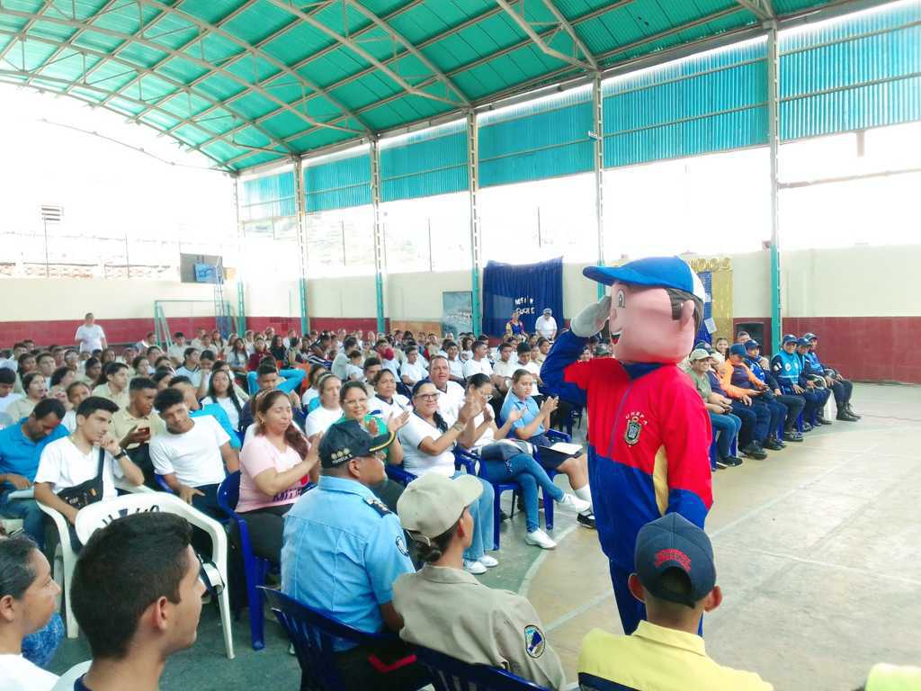 Gestion Comunicacional CDCE Bolivar tweet media