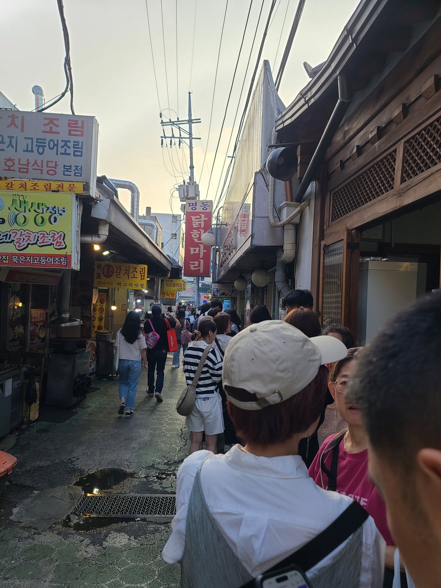 cheer1217's tweet photo. 하려고 하면 방법이 보이고
그 꿈은 이루어 진다.
밝고 밝게 빛나는 마음과
감사하는 마음이 성공을 만든다.
실패하면 실망하고 절망하지만
그러나 시도하지 않으면 불행한 삶이다.
노력하면 돌아 가더라도
원하는 길에 와 있다.
힘을 내라,
변화하고 생각을 실행하라. https://t.co/jhKjPCkChd