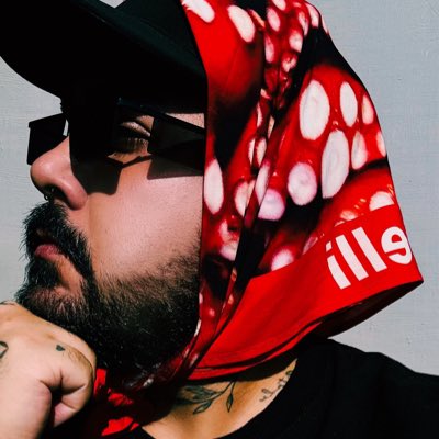 this0llis's tweet photo. #NovaFotoDePerfil https://t.co/rVFCCe7dQF