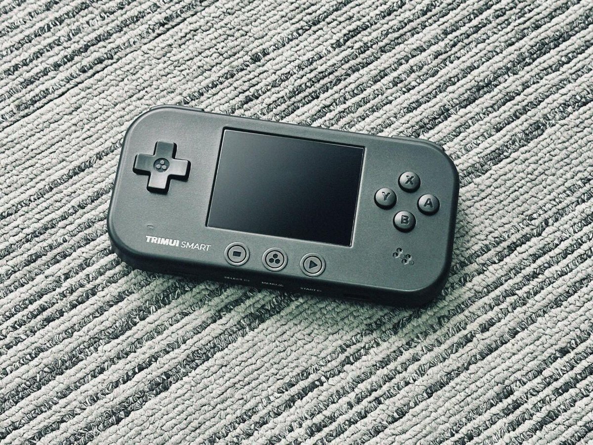 Retro_Gordon's tweet photo. The New Black https://t.co/0wt3fywScX