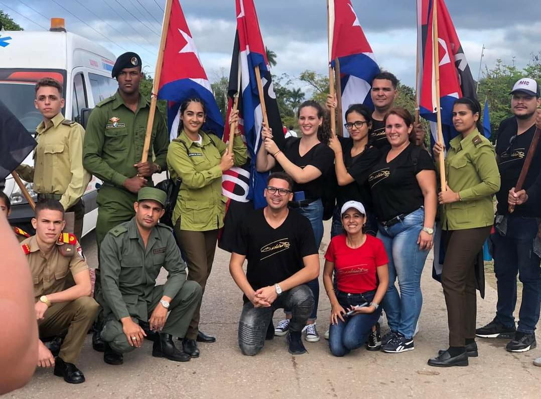 VidaMya1's tweet photo. Nadie puede abligar a querer un país como a uno mismo. #Cuba se defiende. #UJCdeCuba https://t.co/g9XTAirtCu