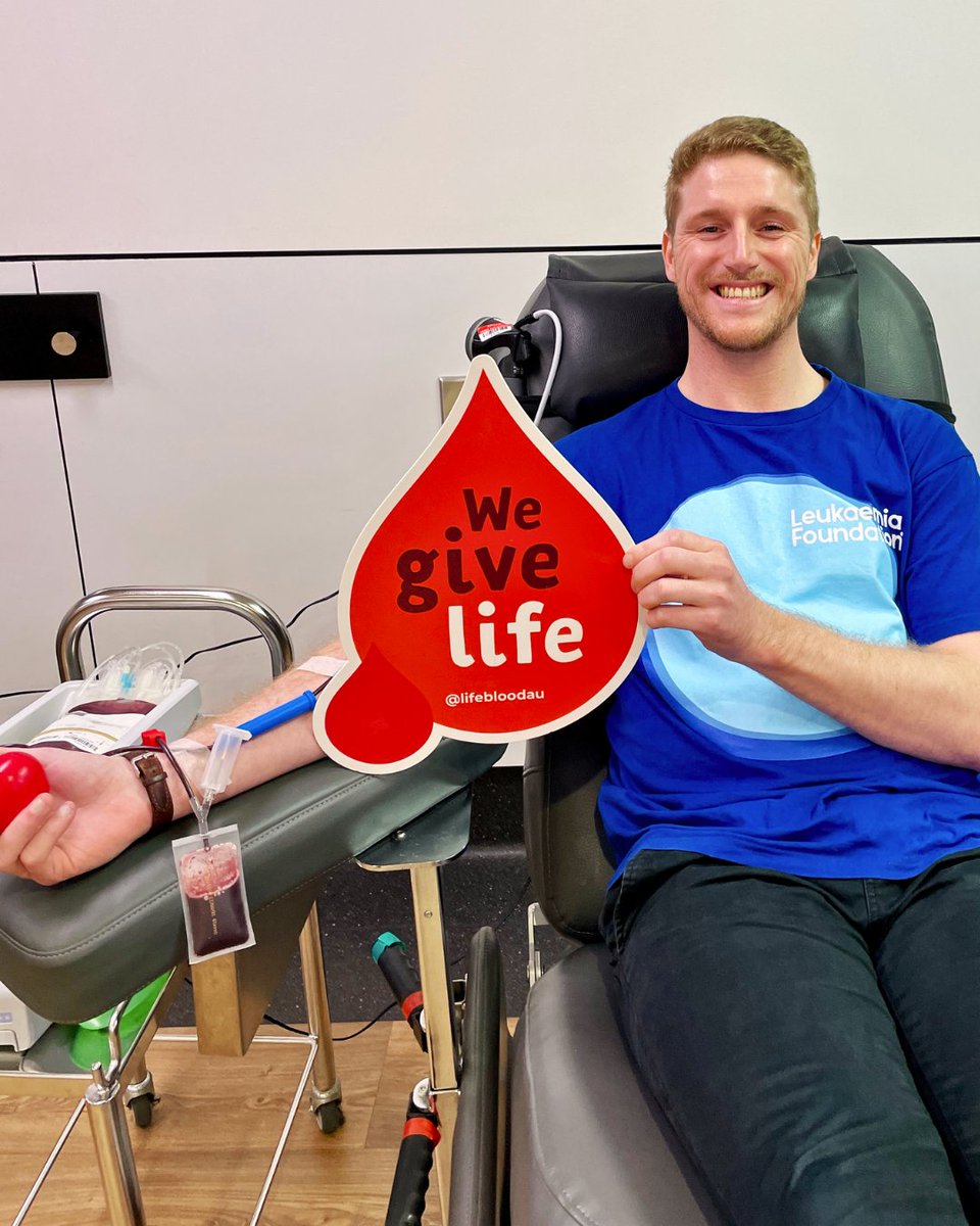 LeukaemiaAus's tweet photo. 🩸 #WorldBloodDonorDay 🤝 #LeukaemiaFoundation

@lifebloodau needs more than 1.7 million donations every year. That's why @LeukaemiaAus #SocialMediaManager Jack conquered his fear, for a fourth time 👏

📲 For more info about blood cancers visit our website. https://t.co/vNkZ8vItkq