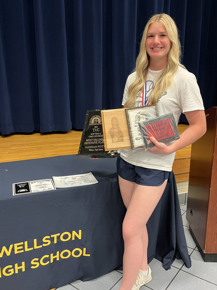 JR YEAR RECAP: ⬇️💙💛
2nd team All-Ohio 
Tri-Valley Conference Defensive POY 
1st team All-Southeast District 
All-league (TVC)
TVC Academic Honor Roll 
Academic All-Ohio 
Tri-Valley Conference Champions (12-0) 
<a href="/CoachBruceMojo/">Bruce Lewis</a> <a href="/TNMojo07/">Mojo Bruce Lewis 16U</a> <a href="/marleewilson/">Marlee Wilson</a> <a href="/Coach_Mogan/">Morgan VanderBor</a> <a href="/bshipman44/">Bill Shipman</a>
