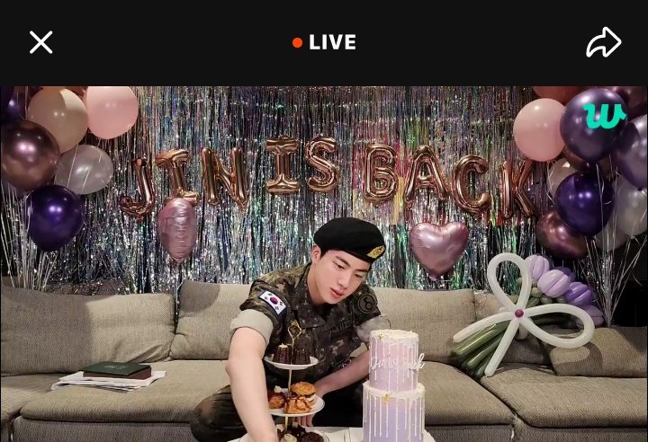 kthfamous's tweet photo. Vcs não tem noção da saudade que eu tava de receber notificação de live https://t.co/ILuX5TQvsX