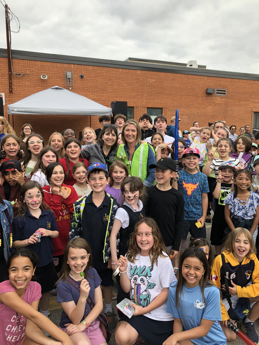 Grateful to <a href="/MarkLion14/">St. Mark School</a> for 6 wonderful years of tremendous support and building a strong school community!!! I will never forget you!!💗
#inclusion #acceptance #belonging Ms. Pasceri