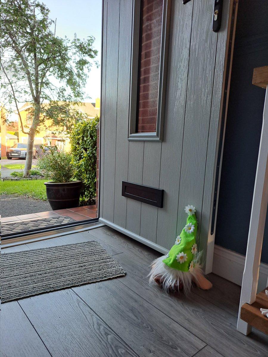 2youngforpd tweet media