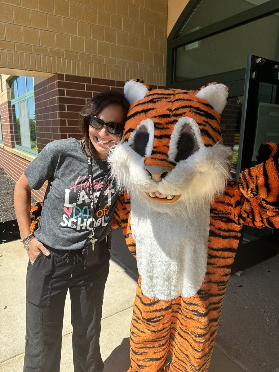 Kirsten Frankovich, Ed.D. (@mrsfrankovich) on Twitter photo Final <a href="/GP157c/">Grand Prairie Elementary</a> read aloud! It was a blast! Such a fun year! <a href="/SzudyKim/">kim szudy</a> <a href="/Mrs_Reiser157c/">Nichole Reiser</a> keep an eye on Stripes for me….he’s tricky….. ❤️🐯Love you Stripes! Love you <a href="/GP157c/">Grand Prairie Elementary</a>! #GPAwesome #fsd157c
youtu.be/E65bbf41Z5E?fe… Final <a href="/GP157c/">Grand Prairie Elementary</a> read aloud! It was a blast! Such a fun year! <a href="/SzudyKim/">kim szudy</a> <a href="/Mrs_Reiser157c/">Nichole Reiser</a> keep an eye on Stripes for me….he’s tricky….. ❤️🐯Love you Stripes! Love you <a href="/GP157c/">Grand Prairie Elementary</a>! #GPAwesome #fsd157c
youtu.be/E65bbf41Z5E?fe…