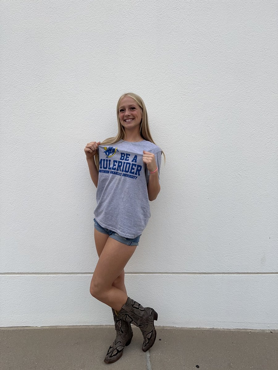 Taci Mitchell tweet media