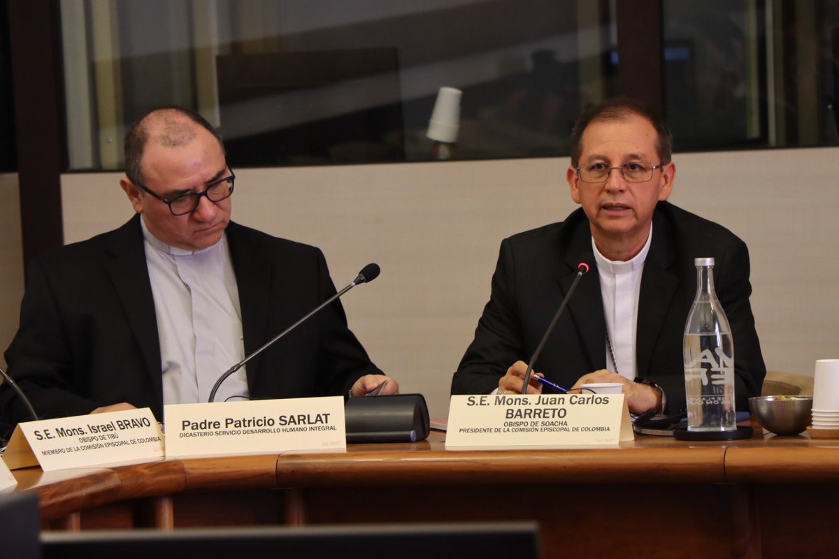El Cardenal Czerny hace apertura de la agenda del GTC en Roma, desde el Dicasterio de Desarrollo Humano Integral <a href="/vaticanIHD_ES/">Desarrollo Humano Integral</a> envío un mensaje para Colombia: Admiramos el trabajo que hacen e invitamos a fortalecer la fraternidad entre ustedes para construir paz.
#GTCPorLaPaz