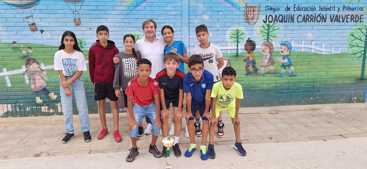 Nuestros alumnos han sido los ganadores municipales en "Balón prisionero" y han participado en la Final Regional. ¡¡¡ENHORABUENA CAMPEONES!!!!