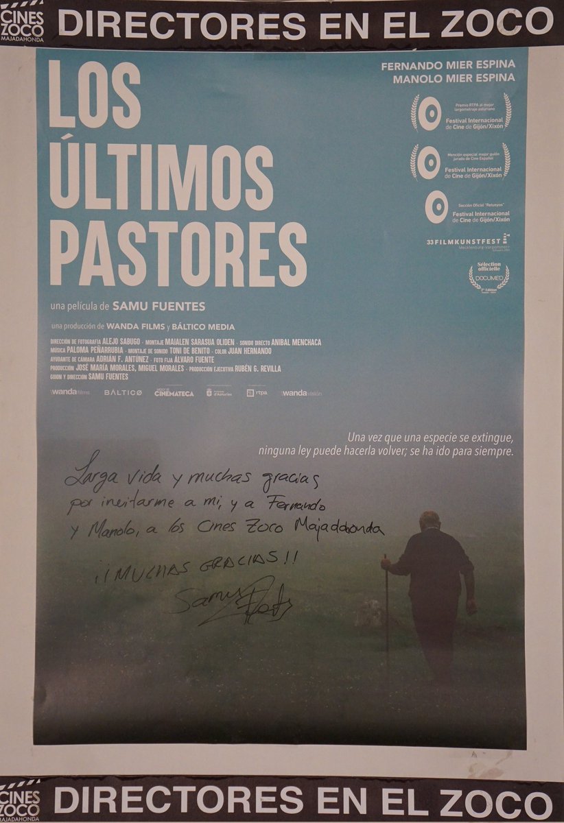 cineszoco's tweet photo. 🗣Ayer dialogamos y tuvimos la visita del director #SamuFuentes quien presentó su documental #LosÚltimosPastores, una historia que narra la vida de dos hermanos en las montañas de Europa, fascinante por sus diálogos, imágenes y música. 🎬✨️
#CinesZoco @wandafilms https://t.co/hHR6wOyU4E