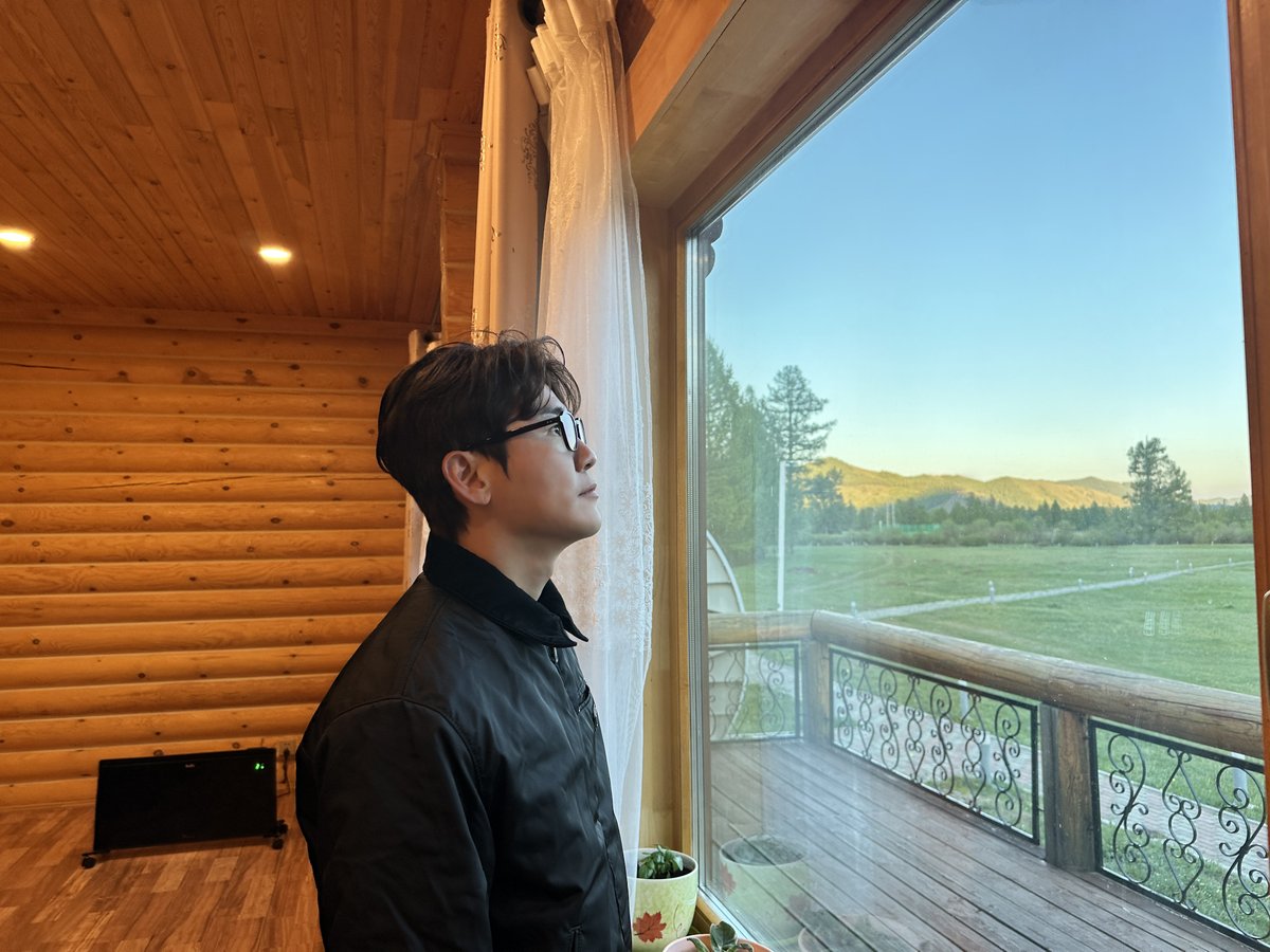 YOUNGTAK_ABYSS's tweet photo. [📸]

🌙💙

#영탁 #YOUNGTAK https://t.co/bPHoWyVB0z